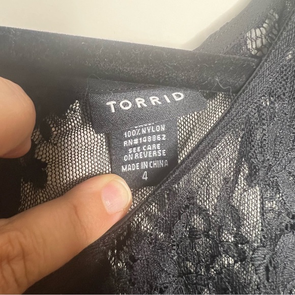 Torrid Satin With Lace Trim Blouse black size 4XL. - Picture 7 of 11